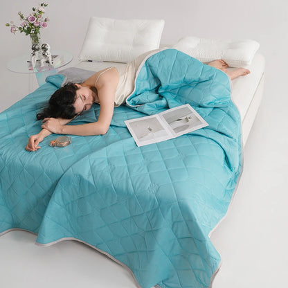 AuraCool Comforter