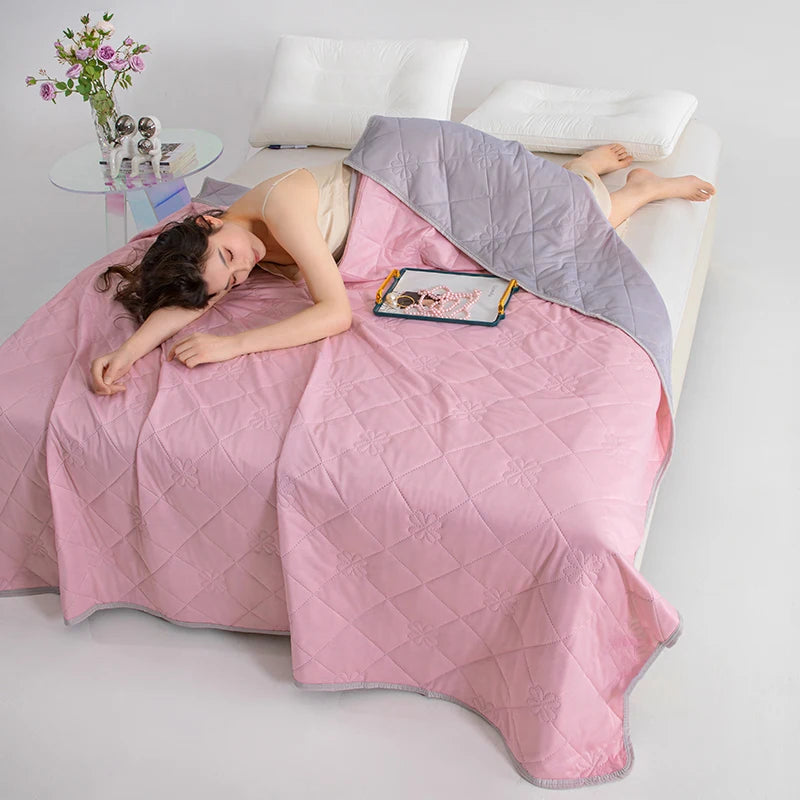 AuraCool Comforter