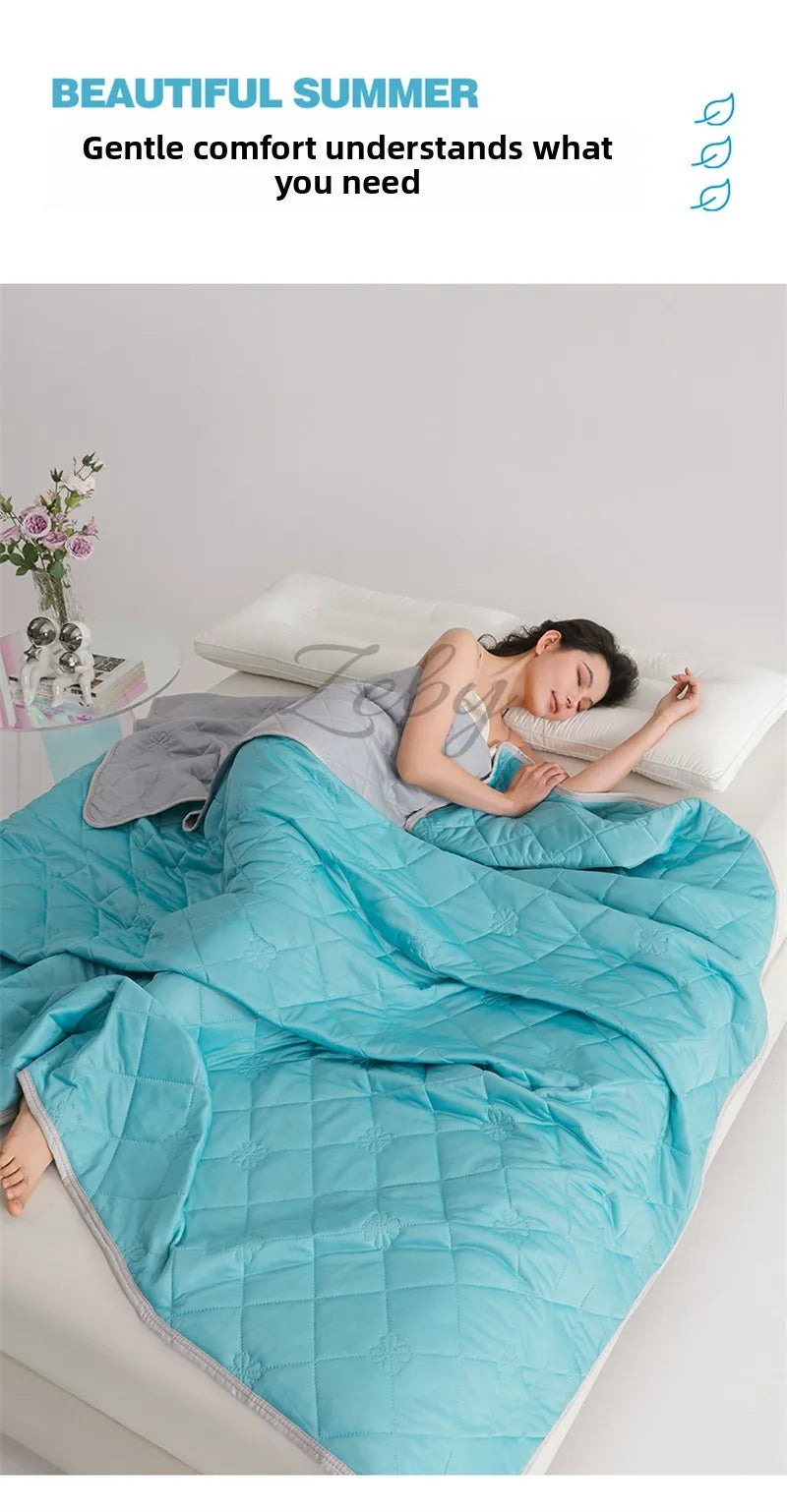 AuraCool Comforter